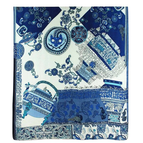 NWT Elegant Porcelain Inspired Pattern Printed Oblong Silky Satin Scarf Shawl - Picture 3 of 4